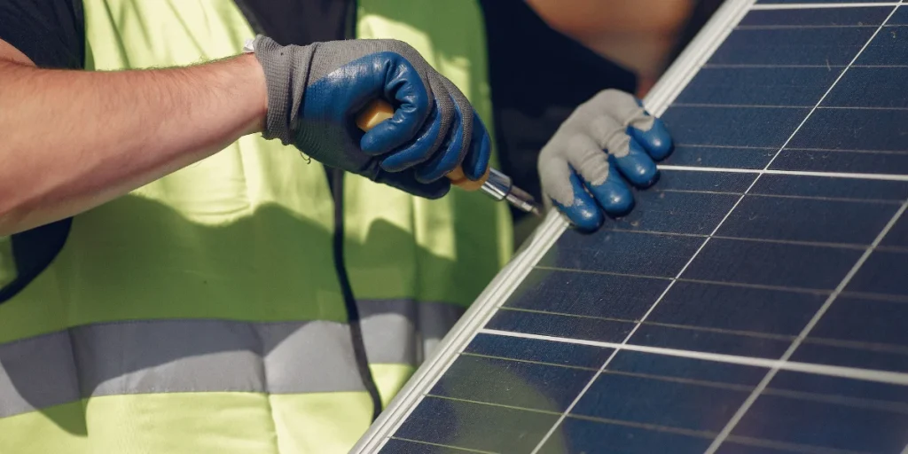 How Does a Solar Rooftop Installation Actually Happen?
